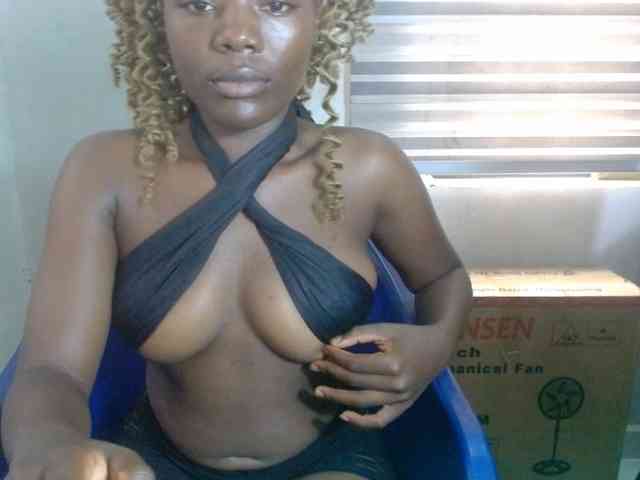 Beachxgirl webcam