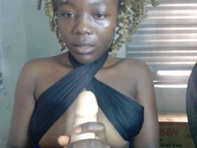 Beachxgirl webcam