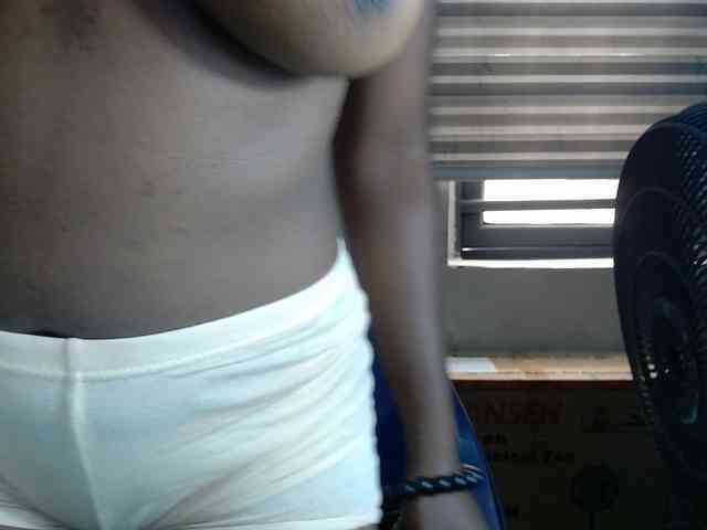 Beachxgirl webcam