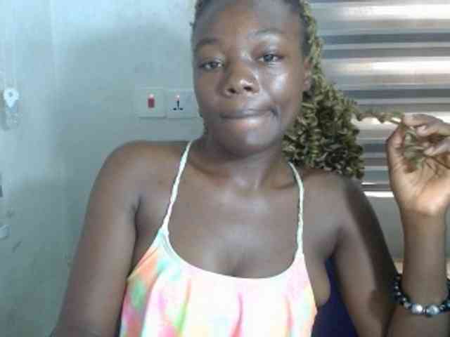 Beachxgirl webcam