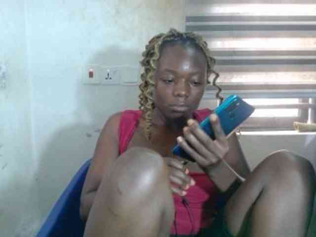 Beachxgirl webcam