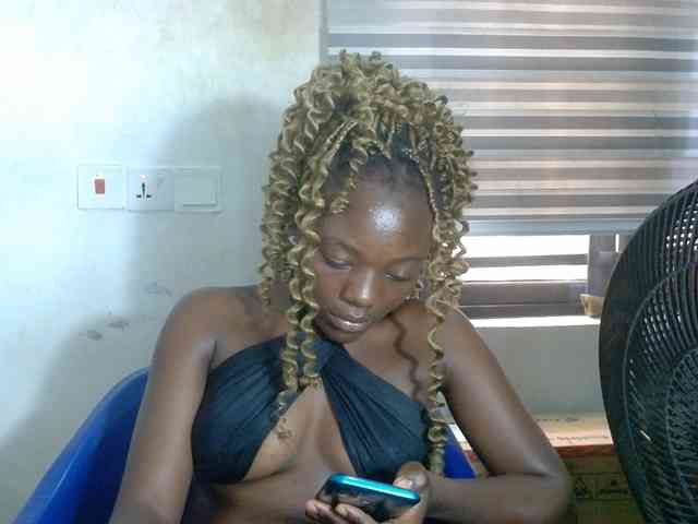 Beachxgirl webcam