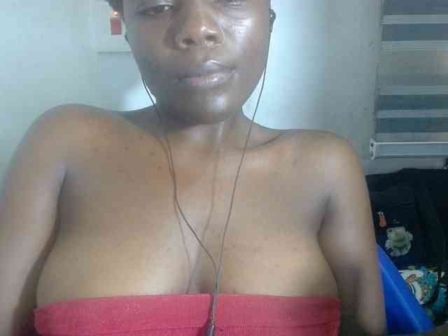 Beachxgirl webcam