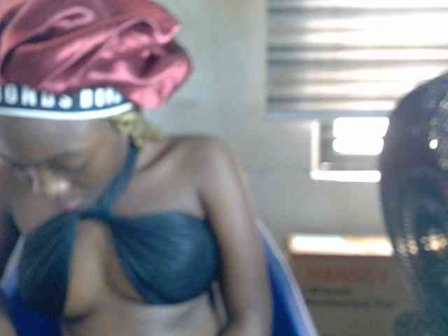 Beachxgirl webcam