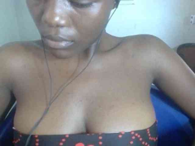 Beachxgirl webcam