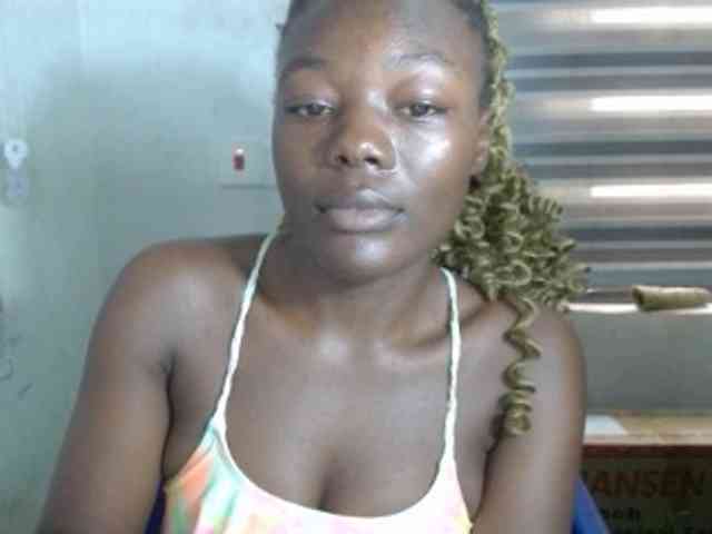 Beachxgirl webcam