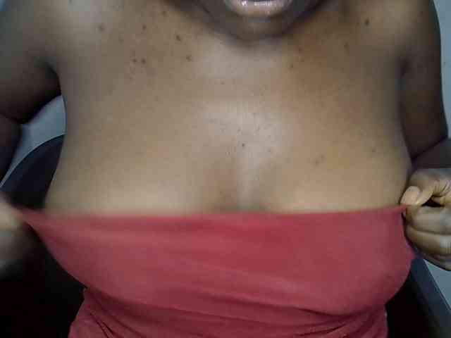 Beachxgirl webcam