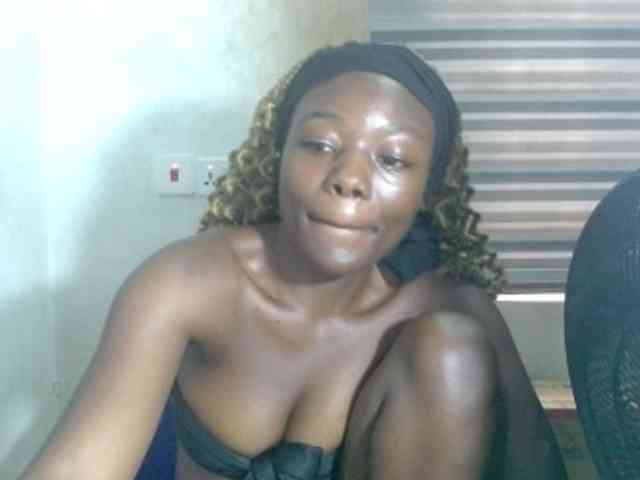 Beachxgirl webcam