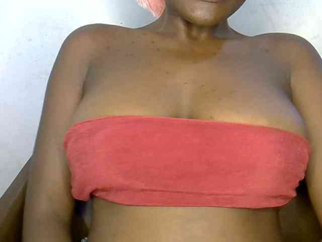 Beachxgirl webcam