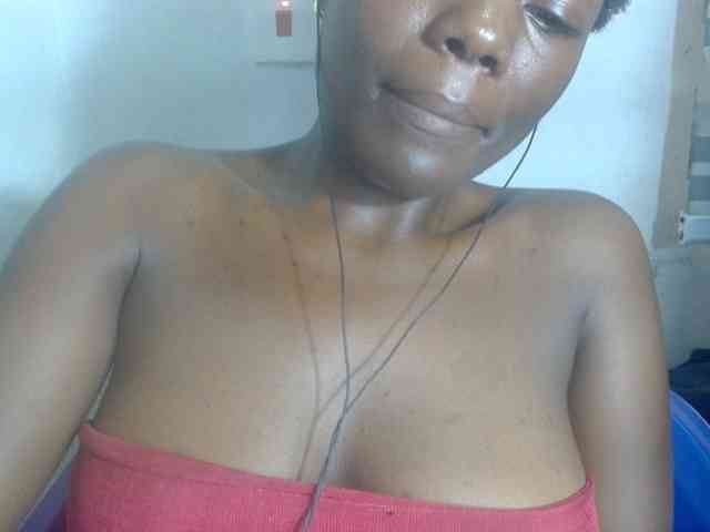 Beachxgirl webcam