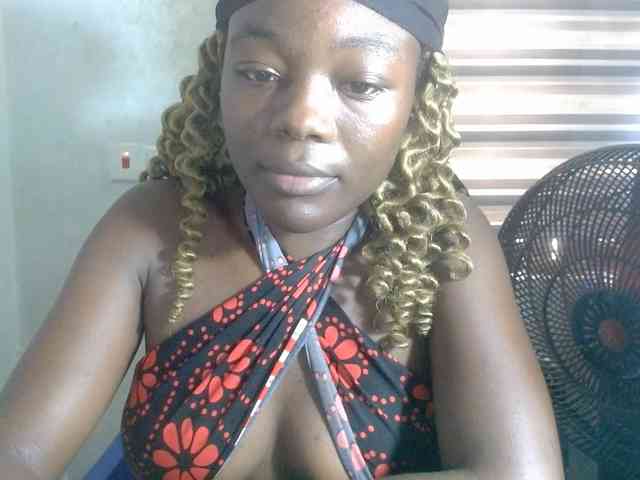 Beachxgirl webcam