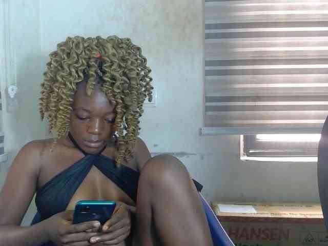 Beachxgirl webcam