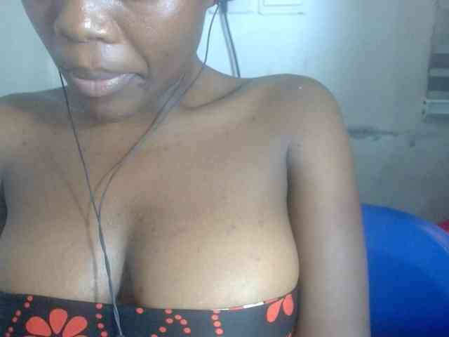 Beachxgirl webcam