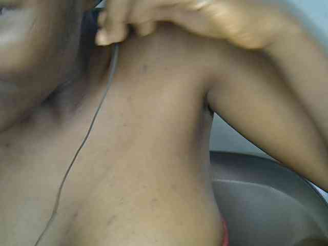 Beachxgirl webcam