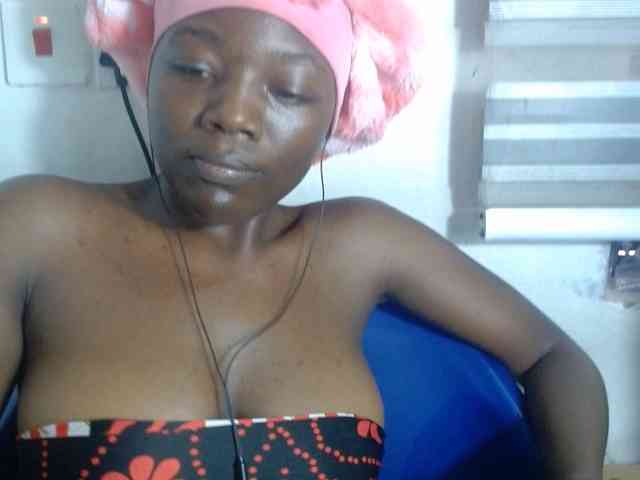 Beachxgirl webcam