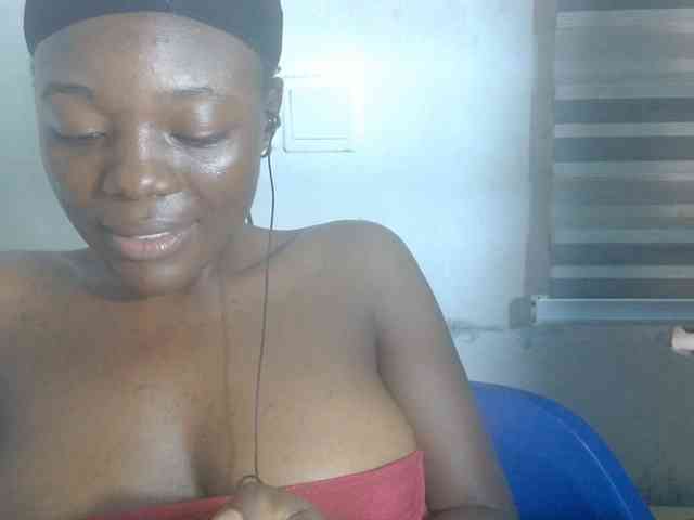 Beachxgirl webcam