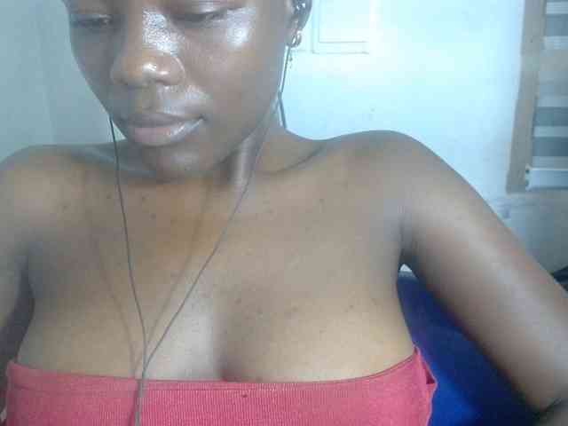 Beachxgirl webcam