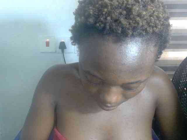 Beachxgirl webcam