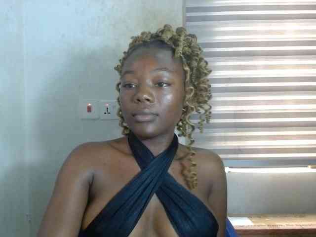 Beachxgirl webcam
