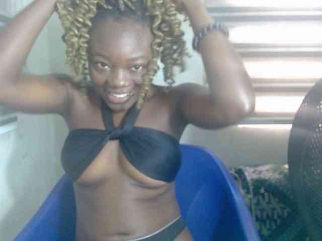 Beachxgirl webcam