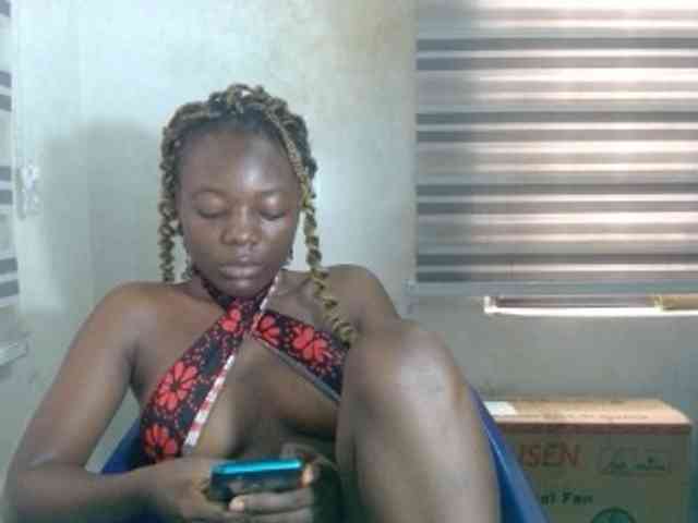 Beachxgirl webcam