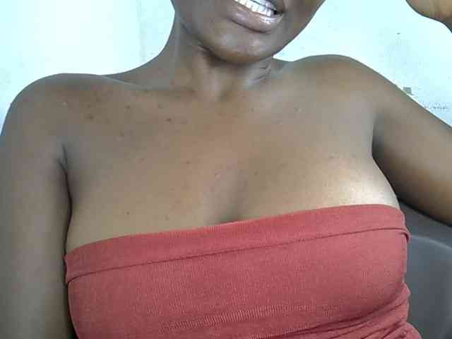 Beachxgirl webcam