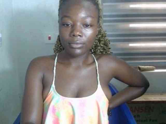 Beachxgirl webcam