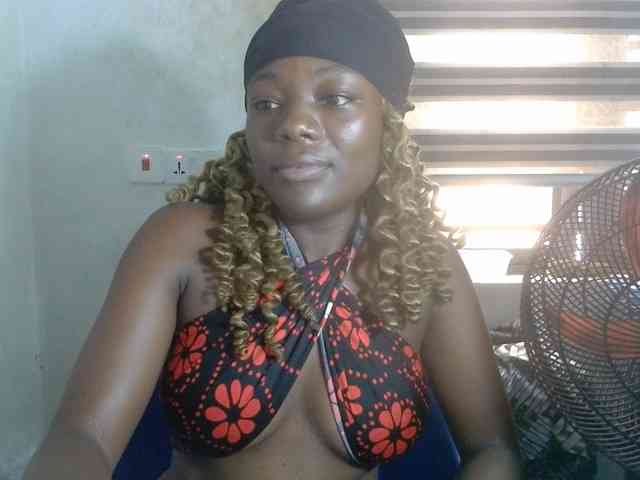 Beachxgirl webcam