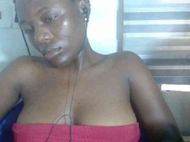 Beachxgirl webcam