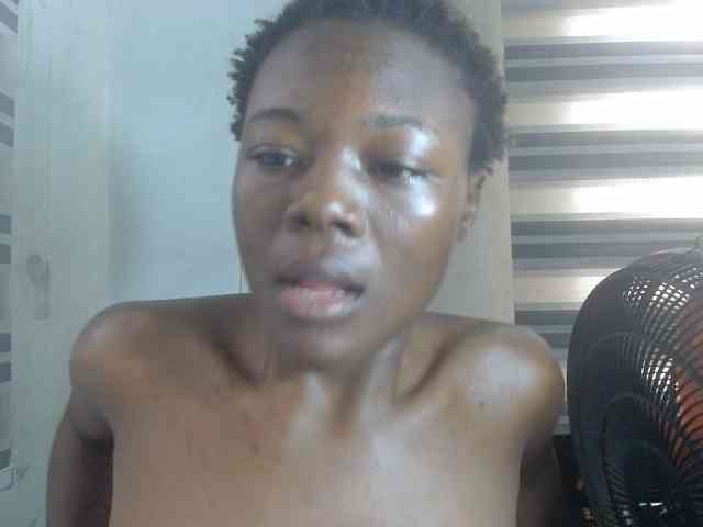 Beachxgirl webcam