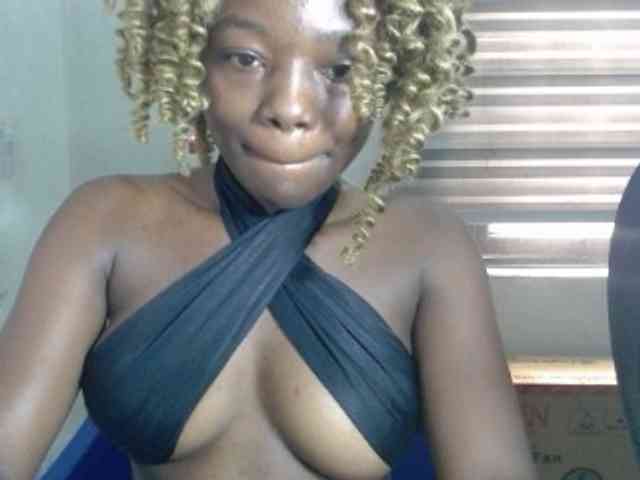 Beachxgirl webcam