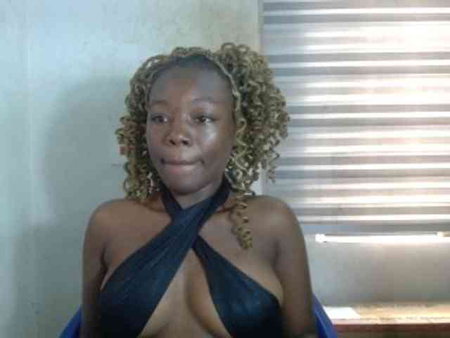 Beachxgirl webcam