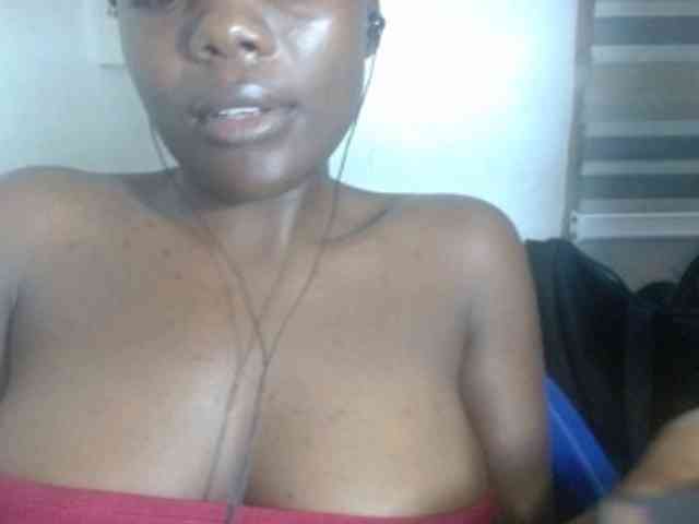 Beachxgirl webcam