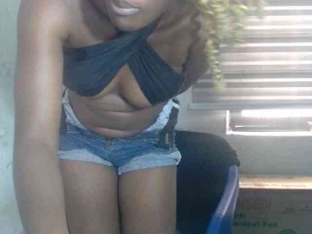 Beachxgirl webcam