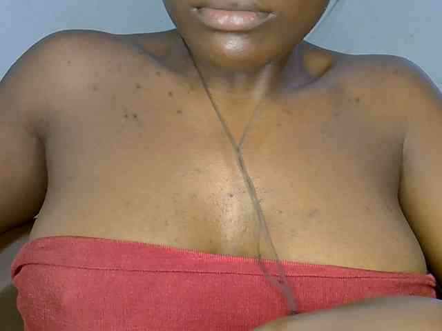 Beachxgirl webcam