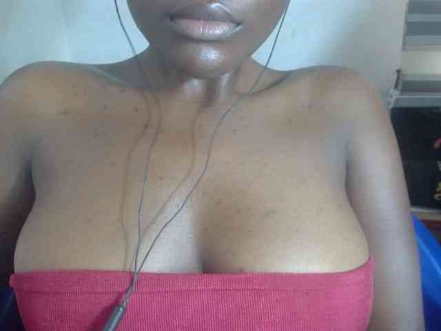 Beachxgirl webcam