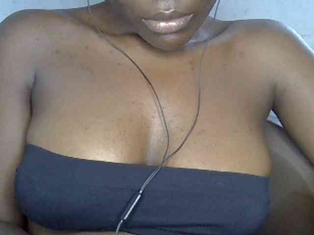 Beachxgirl webcam