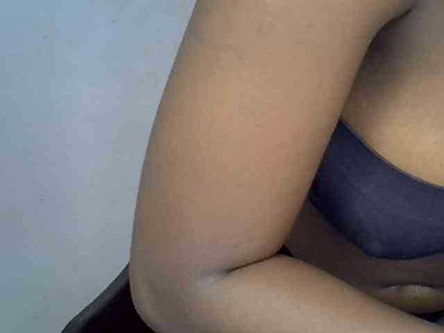 Beachxgirl webcam