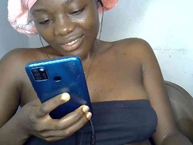 Beachxgirl webcam