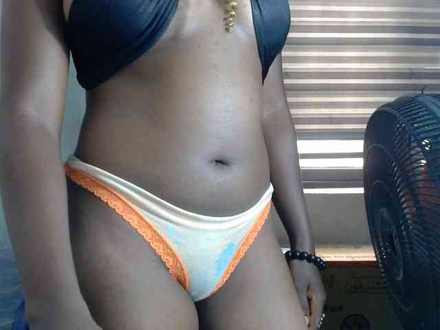 Beachxgirl webcam