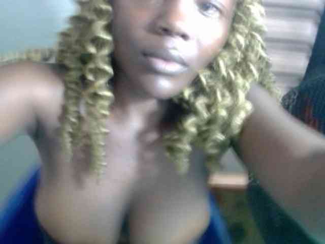 Beachxgirl webcam