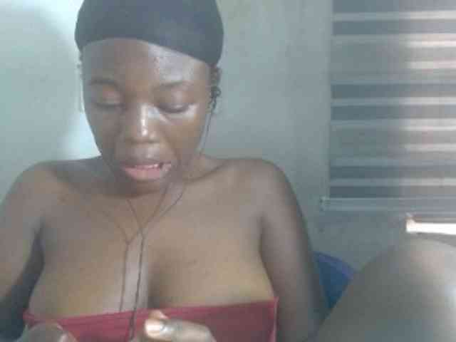 Beachxgirl webcam