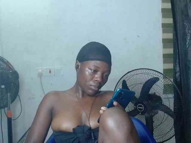 Beachxgirl webcam