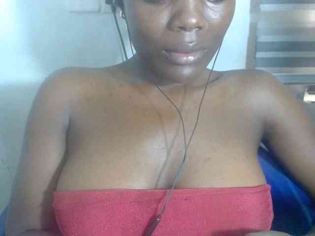 Beachxgirl webcam
