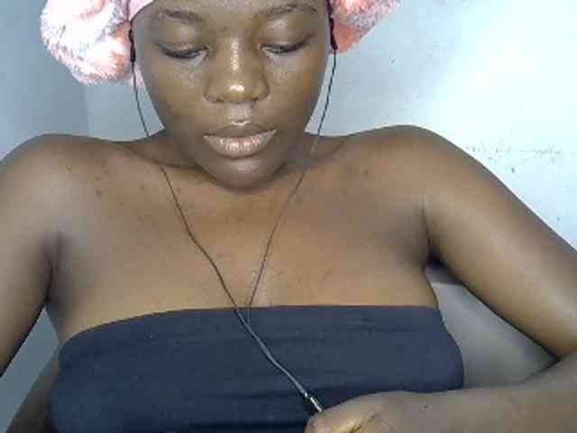 Beachxgirl webcam