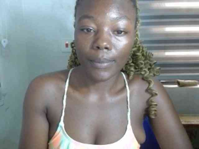 Beachxgirl webcam