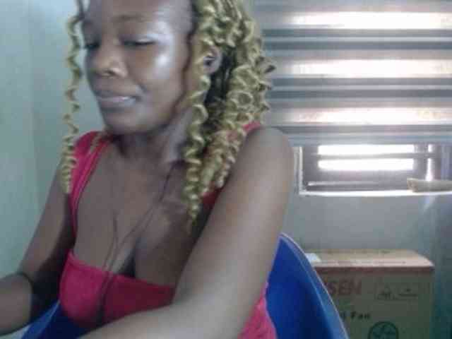 Beachxgirl webcam