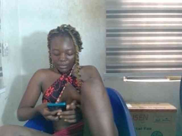 Beachxgirl webcam