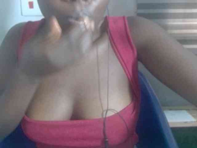 Beachxgirl webcam