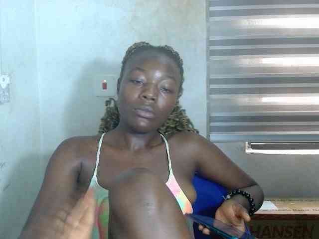 Beachxgirl webcam